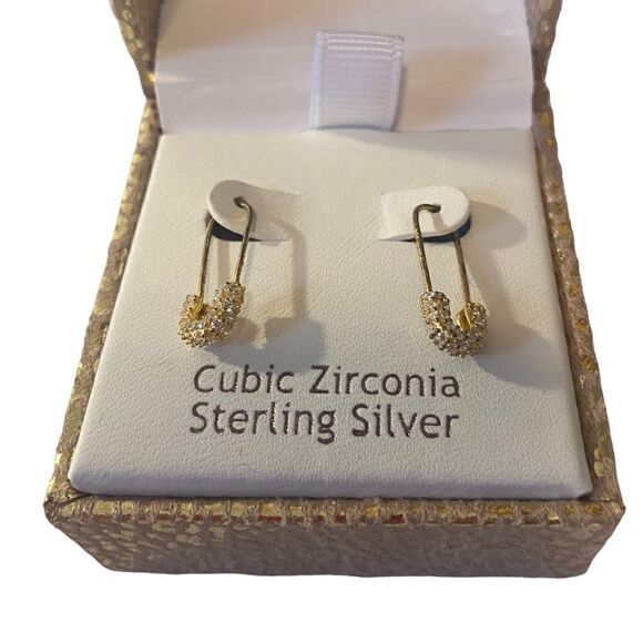 Nanette Lepore Sterling Silver Cubic Zirconia Gold Toned w/ Pave Crystals. - Picture 2 of 6